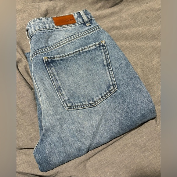 Twik (by Simons) brand blue jeans size 28 - Picture 2 of 3